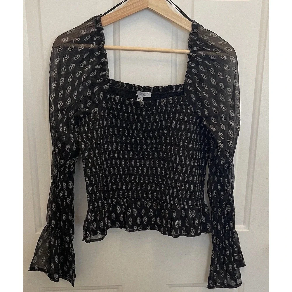 Patrons of Peace Womens L Cropped Black Paisley Smocked‎ Sheer Puff Long Sleeve - Picture 2 of 9